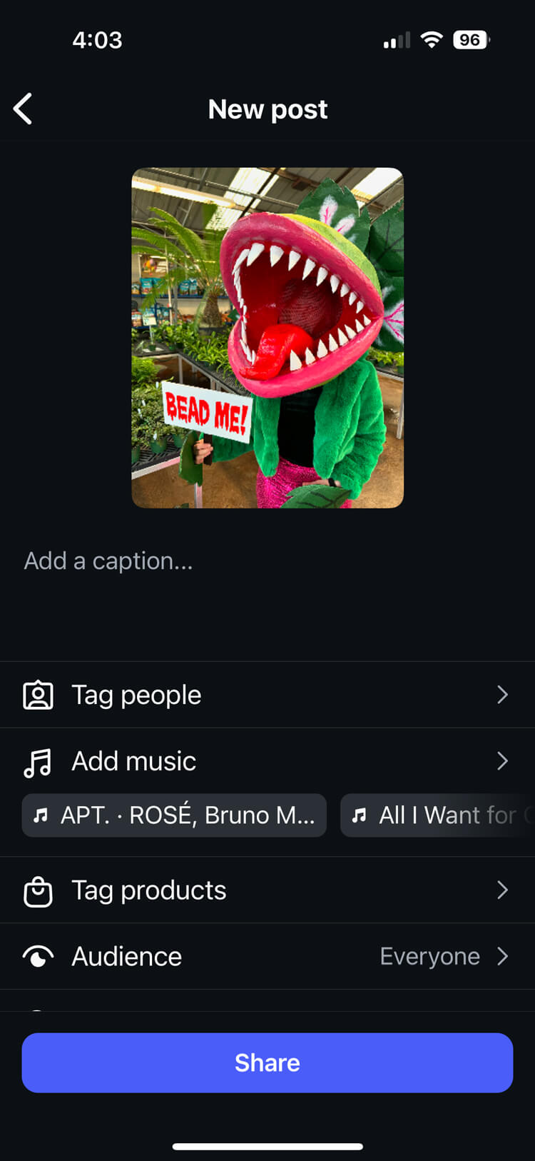 Screenshot of the Instragram app showing the settings for entering a new post.