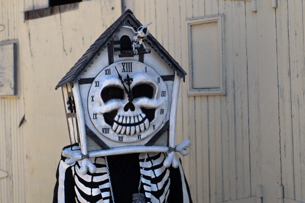 Cuckoo clock skull mask by Manning Krull