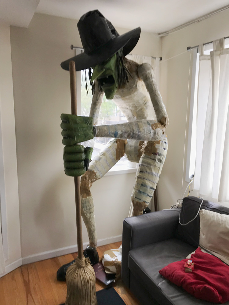 Giant witch statue - finishing assembly