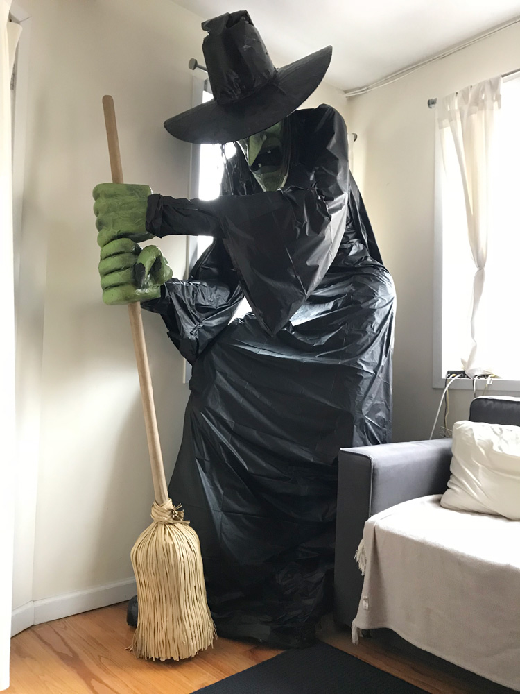Giant witch statue - making the clothes