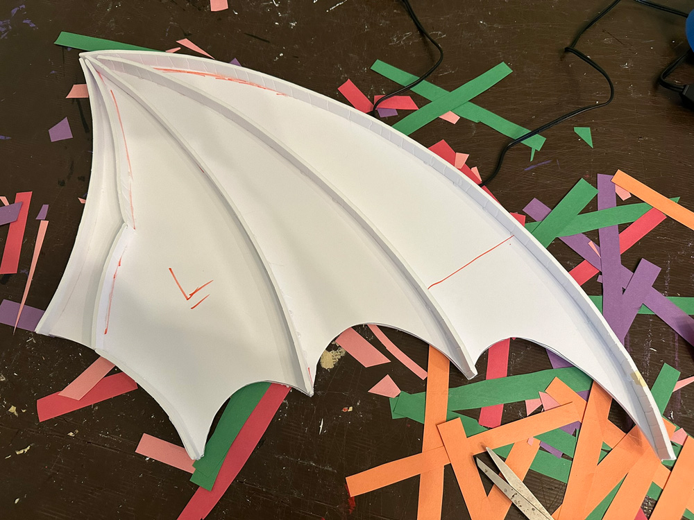 Attaching the little ridges in the wings