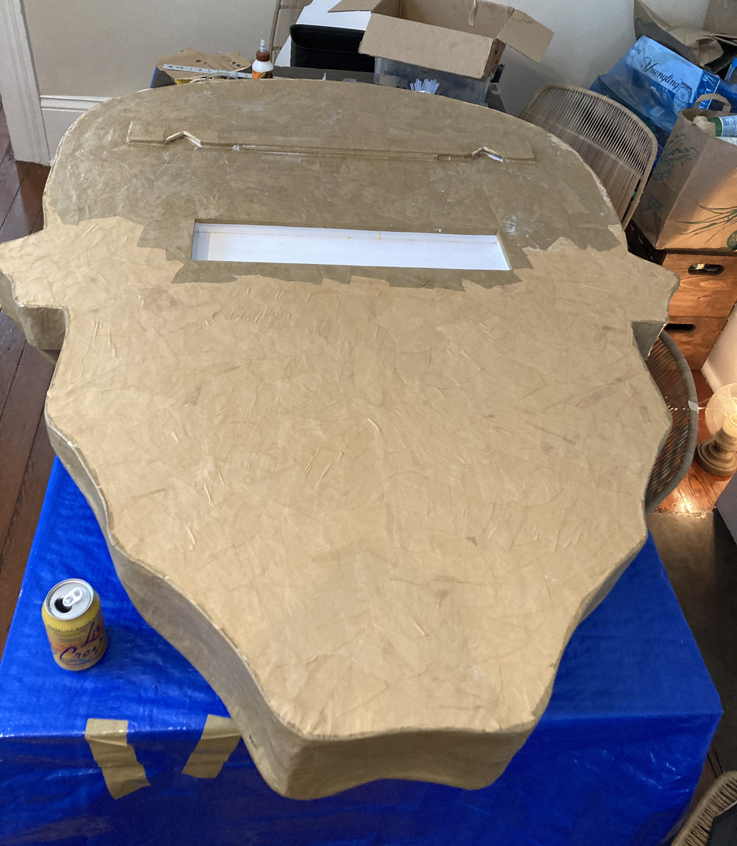 Giant paper mach&eacute; skull Halloween decoration - back view