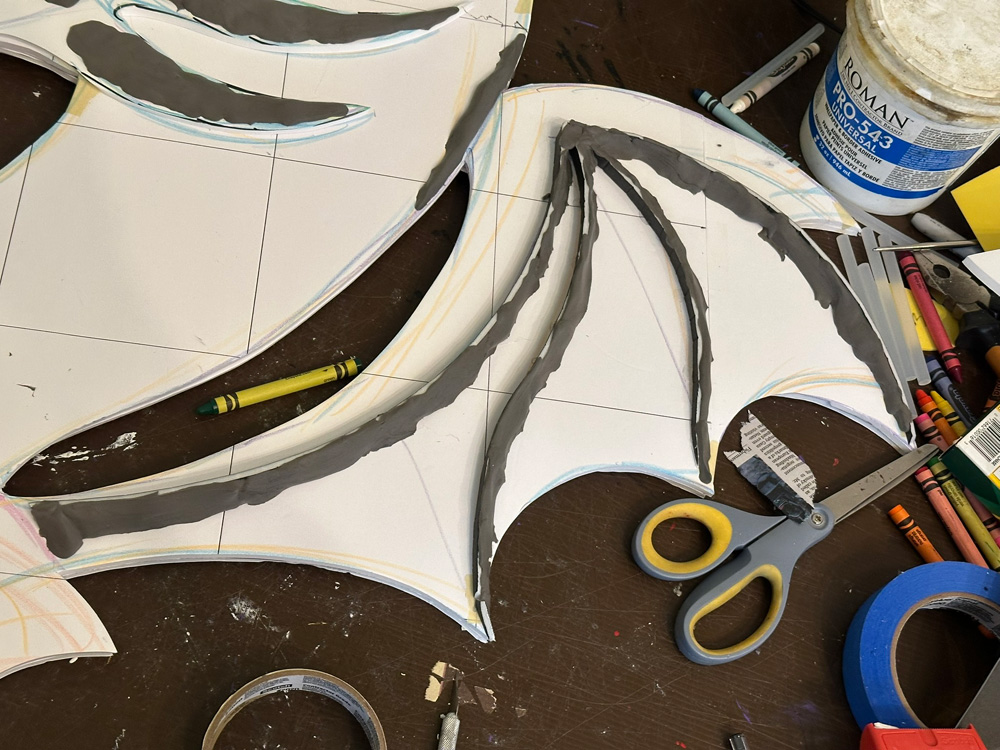 Close up of the wing showing foam board ridges with foam clay built up along side them.