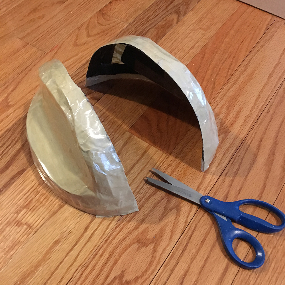 Wolf skull mask - splitting the hard hat